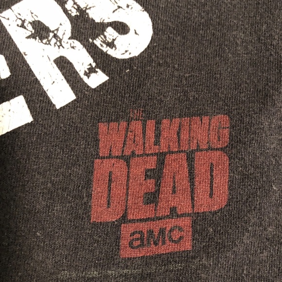 All My Friends Are Walkers Sz M Walking Dead auth - Picture 3 of 10